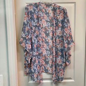 Pretty floral beach cover up size medium